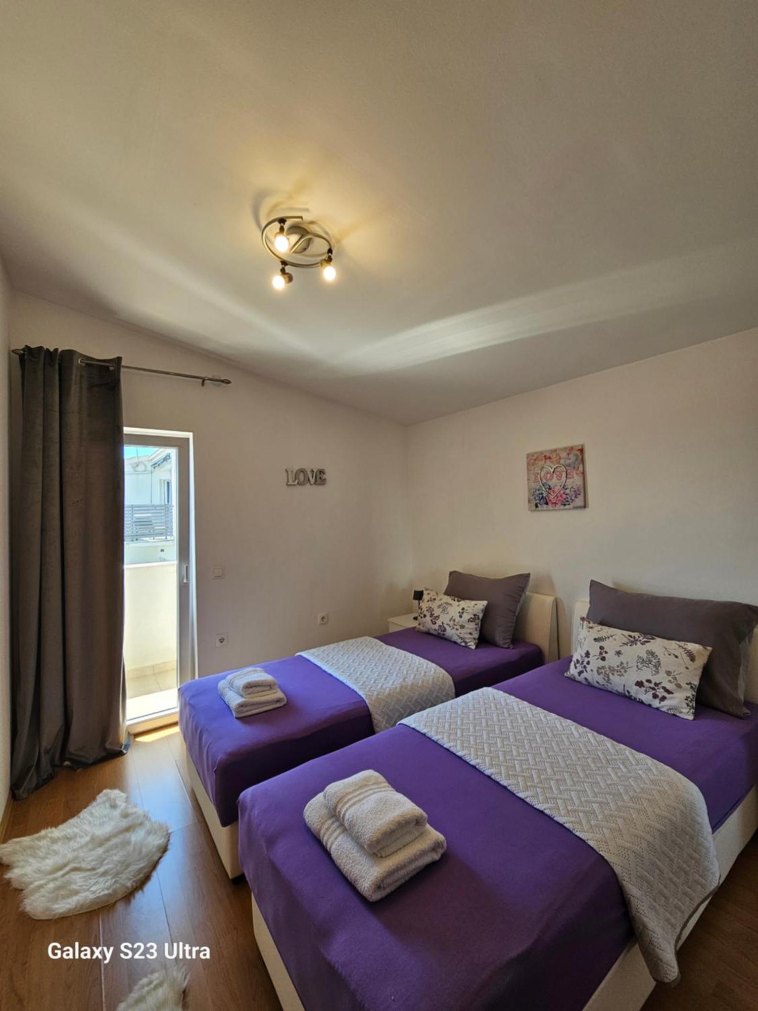 Apartmani Dianna Каштела Екстер'єр фото