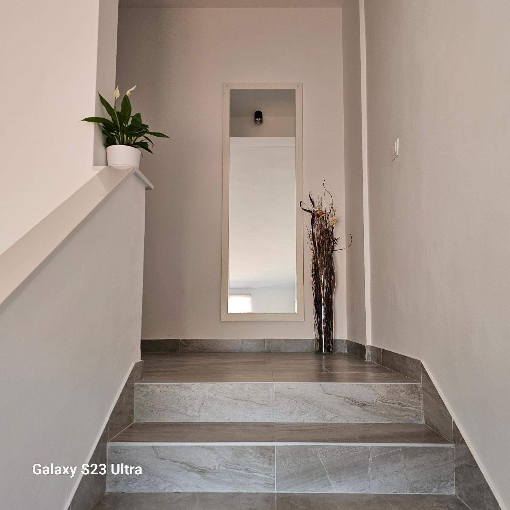 Apartmani Dianna Каштела Екстер'єр фото