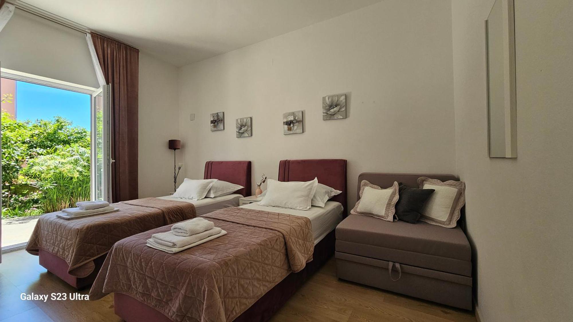 Apartmani Dianna Каштела Екстер'єр фото