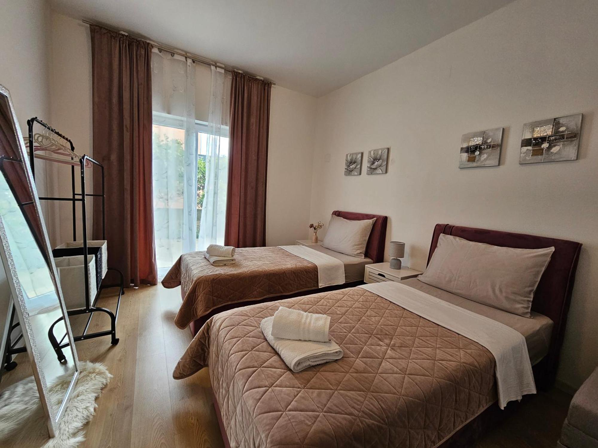 Apartmani Dianna Каштела Екстер'єр фото
