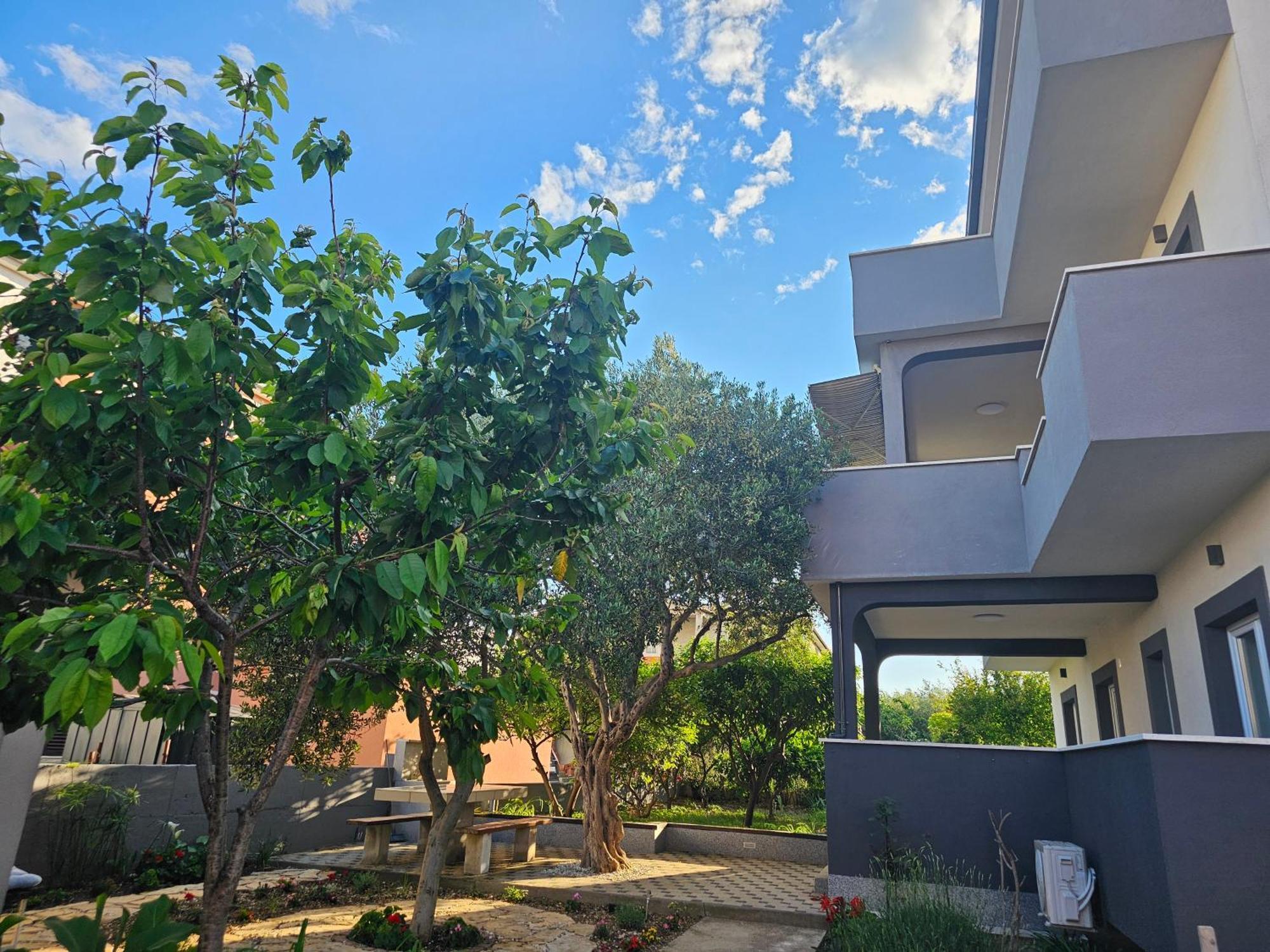 Apartmani Dianna Каштела Екстер'єр фото